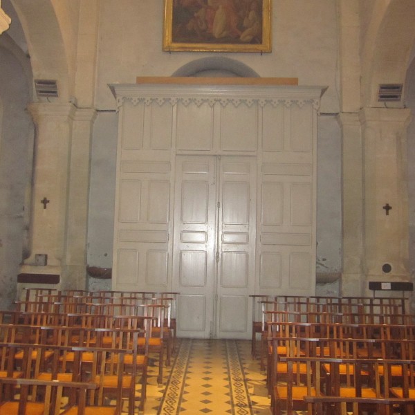 - Tambour d'entrée avant travaux / Réhabilitation de l'église de Saint Drézéry (34)